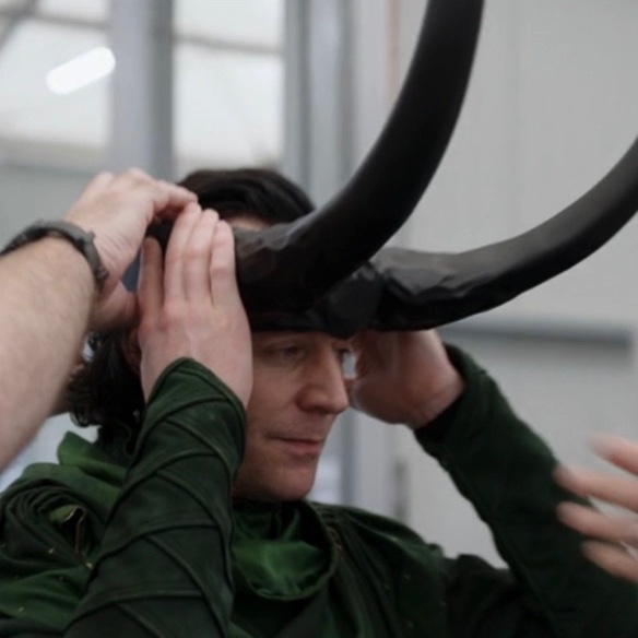 havanesemom13's tweet photo. Tom Hiddleston is actually the mcu employee of all time https://t.co/cUI00jCBdb