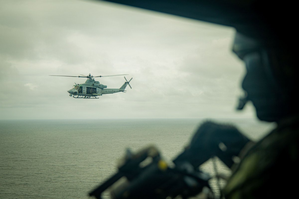 DeptofWar's tweet photo. .@USMC conduct maritime interdiction operations in the Pacific to disrupt illicit trafficking networks. https://t.co/CCrXPe1Ers