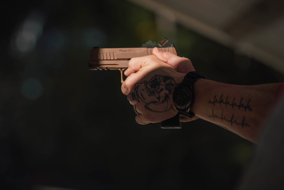 sigsauerinc's tweet photo. The P211 lineup just got lighter.

Introducing the all-new P211 Carry &amp; P211 Full—featuring lightweight polymer grip modules, aluminum frames, target crown barrels and the same performance the P211 platform is built for.

Less weight. All the performance. https://t.co/XMlkvKASDg