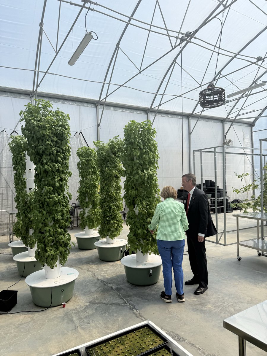 RepTimBurchett's tweet photo. Sustainable agriculture strengthens communities. The education provided by the Empower School at Valley Dream Farm is instrumental in teaching about how this can benefit East Tennessee. https://t.co/nHqDLt4fWJ
