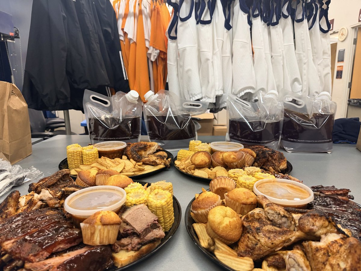 UTEPEquipment's tweet photo. A special thank you to Coach Walden @CoachSWUTEP and Mrs. Walden @CallieWalden for taking care of our Equipment Staff lunch during #EQWeek2026. Your support and appreciation for our crew means more than you know! ๐งก๐โ๏ธ
#EQWeek2026 | #UnityIsTheSecret https://t.co/SXT6DLvndH