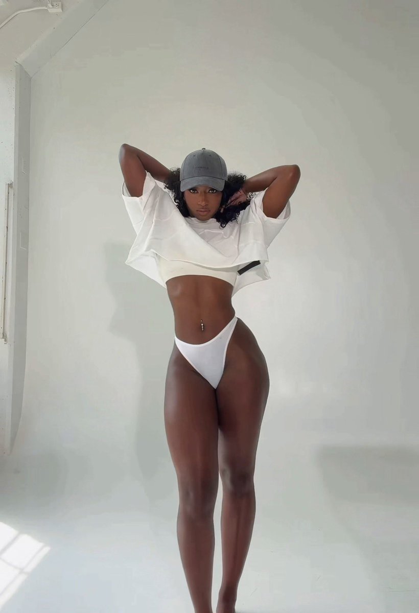 litangel02's tweet photo. bro what can I do to get a calvin klein shoot https://t.co/M6BzfrXAIL