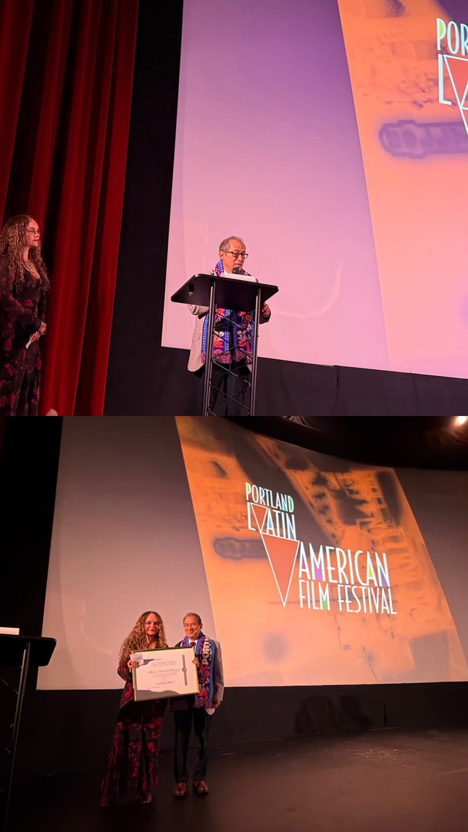 ConsulMexPot's tweet photo. 🥳 Celebramos 20 años del #PDXLAFF 🎥, espacio que ha acercado el cine latinoamericano al público de Portland. En esta edición, reconocimos la destacada labor de su co-fundadora y directora, María Osterroth 🇲🇽 y disfrutamos la proyección de Los oponentes y Leonora en el amanecer. https://t.co/vPRYBNRVsy