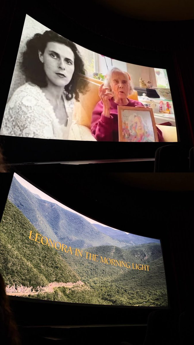 ConsulMexPot's tweet photo. 🥳 Celebramos 20 años del #PDXLAFF 🎥, espacio que ha acercado el cine latinoamericano al público de Portland. En esta edición, reconocimos la destacada labor de su co-fundadora y directora, María Osterroth 🇲🇽 y disfrutamos la proyección de Los oponentes y Leonora en el amanecer. https://t.co/vPRYBNRVsy