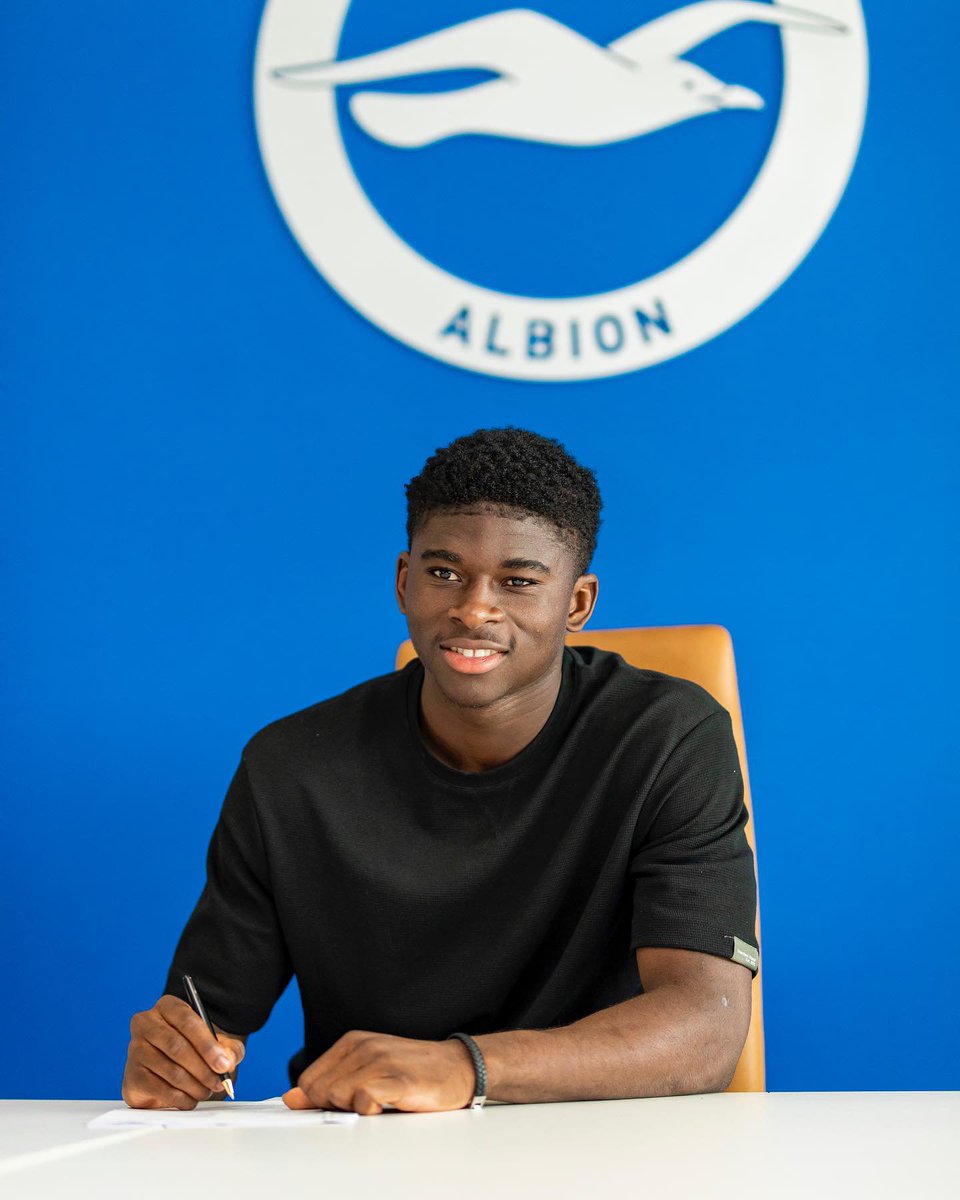 CarlozBeleeba's tweet photo. From Brighton to Lille, and now Manchester United. ❤️

Time to make it count. 🔥 https://t.co/0IjvnHUqNb