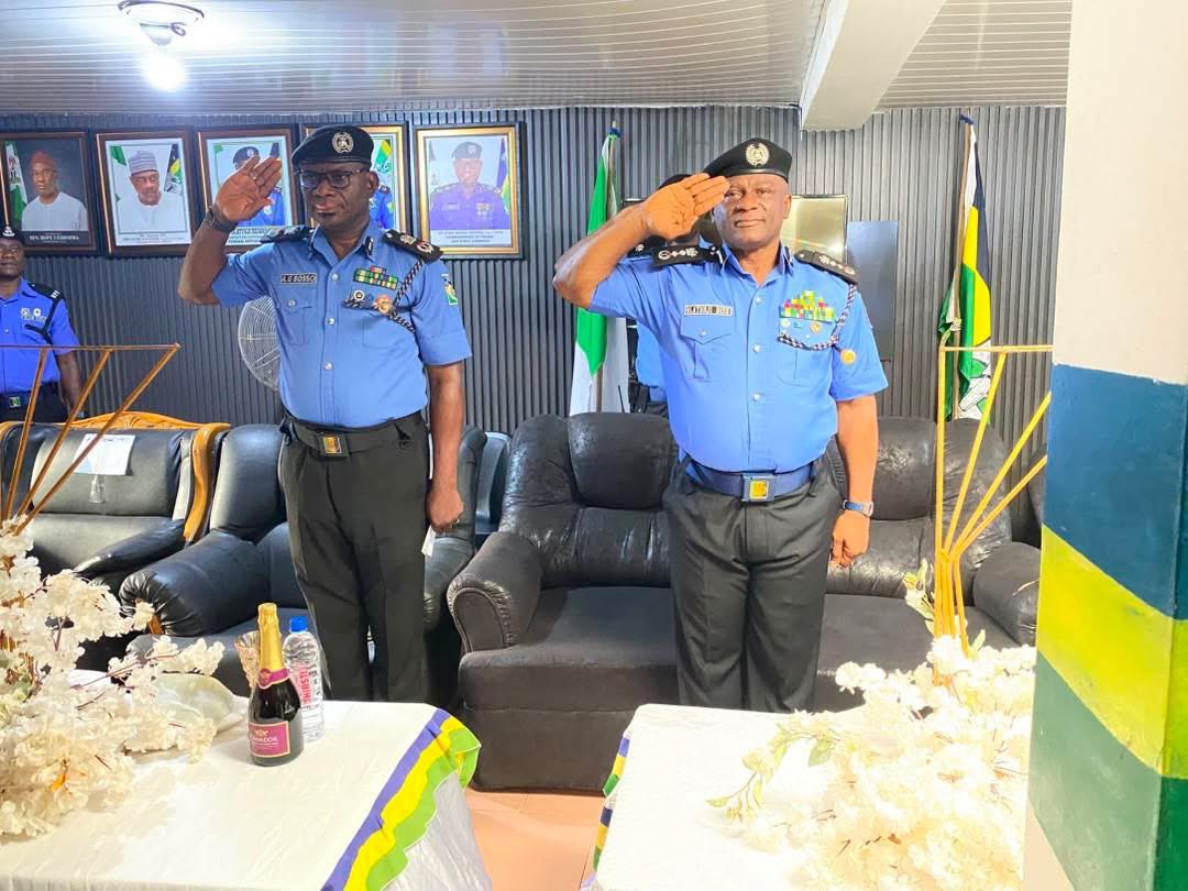 PoliceNG's tweet photo. IGP DISU PAYS OPERATIONAL VISIT TO IMO POLICE COMMAND, TASKS PERSONNEL ON PROFESSIONALISM, COMMUNITY PARTNERSHIP.

The Inspector-General of Police, IGP Olatunji Rilwan Disu, psc(+), NPM,today , 24th September 2026, paid an operational visit to the Imo State Police Command Headquarters, Owerri, where he charged officers and men of the Command to deepen professionalism, strengthen community engagement and sustain intelligence-led policing in the protection of lives and property.

The IGP was received by the Commissioner of Police, Imo State Command, CP Audu Garba Bosso, psc(+), mnips, alongside the Assistant Inspector-General of Police, Zone 9 Headquarters, Umuahia, AIG Kanayo Uzuegbu, and other senior officers. During the visit, the IGP received operational briefings on the security situation in the State, ongoing crime-fighting efforts, achievements, challenges and measures required to strengthen policing effectiveness across Imo State. 

Addressing personnel and stakeholders, the IGP emphasised that effective policing depends on mutual trust and sustained partnership between the Police and the communities they serve. He charged personnel to uphold discipline, integrity and respect for members of the public, while improving intelligence gathering, community engagement and prompt response to security concerns. He reiterated that the Police and the community remain partners in the collective responsibility of maintaining peace and security.

Stakeholders at the engagement, including representatives of the Police Community Relations Committee, traditional institutions, the Nigerian Bar Association, civil society and community groups, commended the efforts of the Police in maintaining peace and pledged continued support for community-based security initiatives. As part of the visit, the IGP also paid a courtesy visit to the Eze Imo, HRM Eze Dr E.C. Okeke, CFR, where discussions centred on peace, security, conflict prevention and the role of traditional institutions in strengthening community partnership.

The Nigeria Police Force remains committed to professional, intelligence-led and community-focused policing, sustained engagement with critical stakeholders and continuous strengthening of operational readiness towards ensuring the safety and security of communities across the country.

CSP ANI INIEDU, anipr
Force Public Relations Officer
Force Headquarters, Abuja
24th September 2026