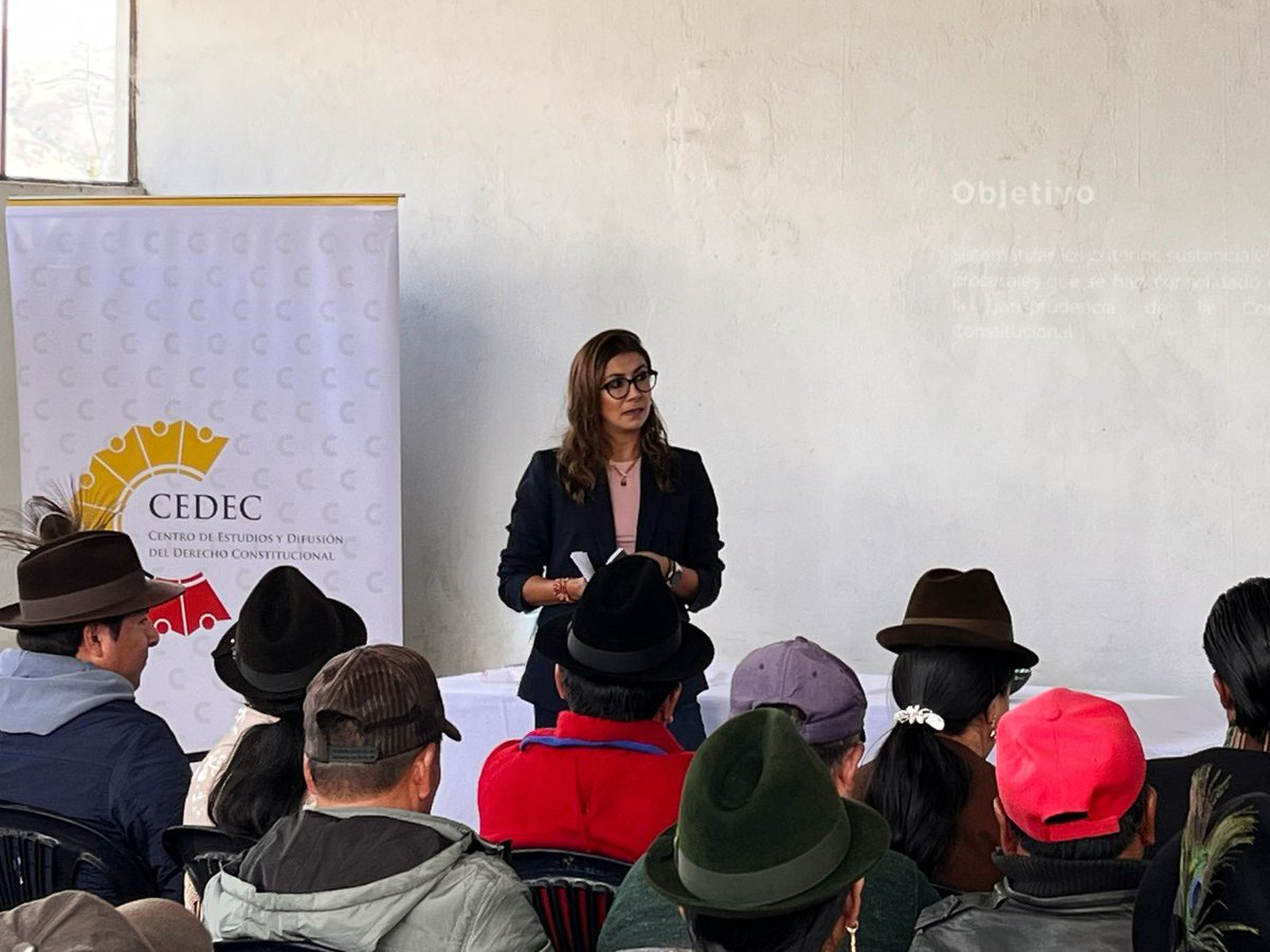 CedecEcuador's tweet photo. 🟢⚖️ Tigua Chami se sumó al diálogo sobre justicia indígena.

El #CEDEC desarrolló en Cotopaxi un taller de difusión de la Guía de Jurisprudencia Constitucional de Justicia Indígena.

Durante la jornada, 46 autoridades, lideresas, líderes y miembros de la comunidad conocieron y dialogaron sobre la jurisprudencia desarrollada por la @CorteConstEcu en materia de justicia indígena.