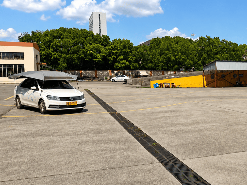 XiaoPetrulcyd's tweet photo. Just nailed my first parallel parking on the first try today—priceless feeling after 3 tense hours of practice! ， https://t.co/wrHiWnEfQC