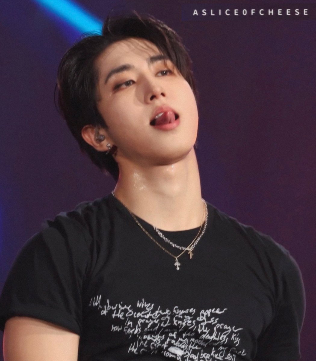 hanniesdaddy's tweet photo. ham jsung and his damn tongue are seriously gonna be the end of me https://t.co/wP0Qs8GI1U