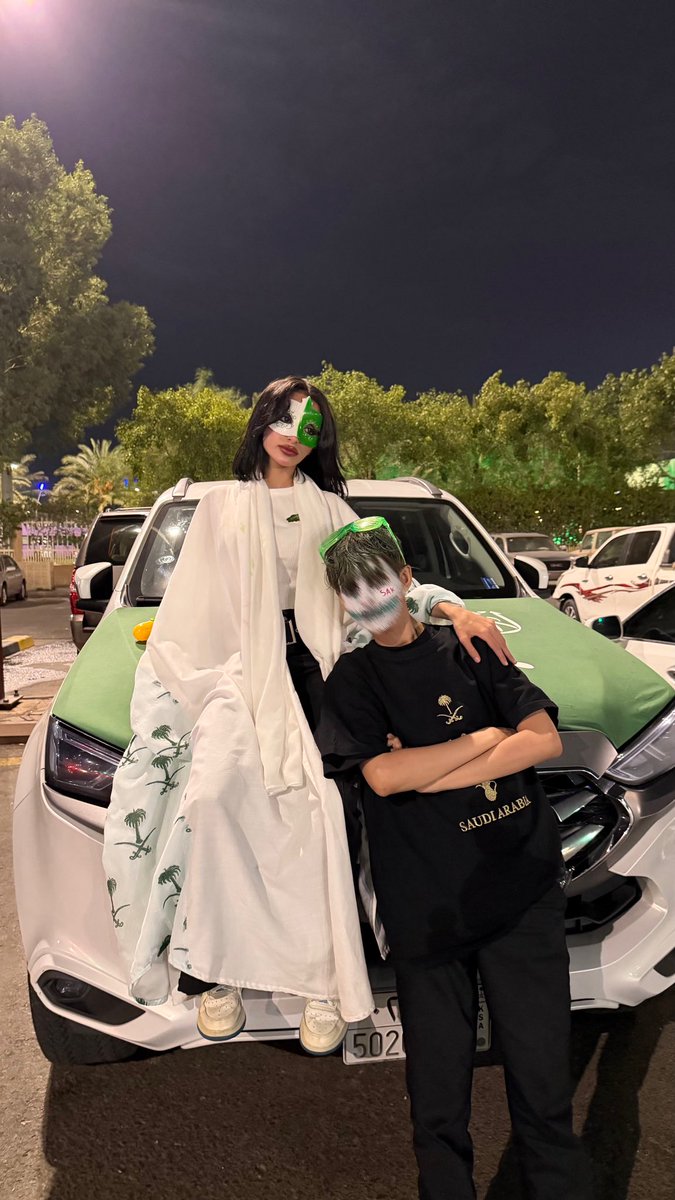 3dtii's tweet photo. #Swag https://t.co/iFG9uftx2D