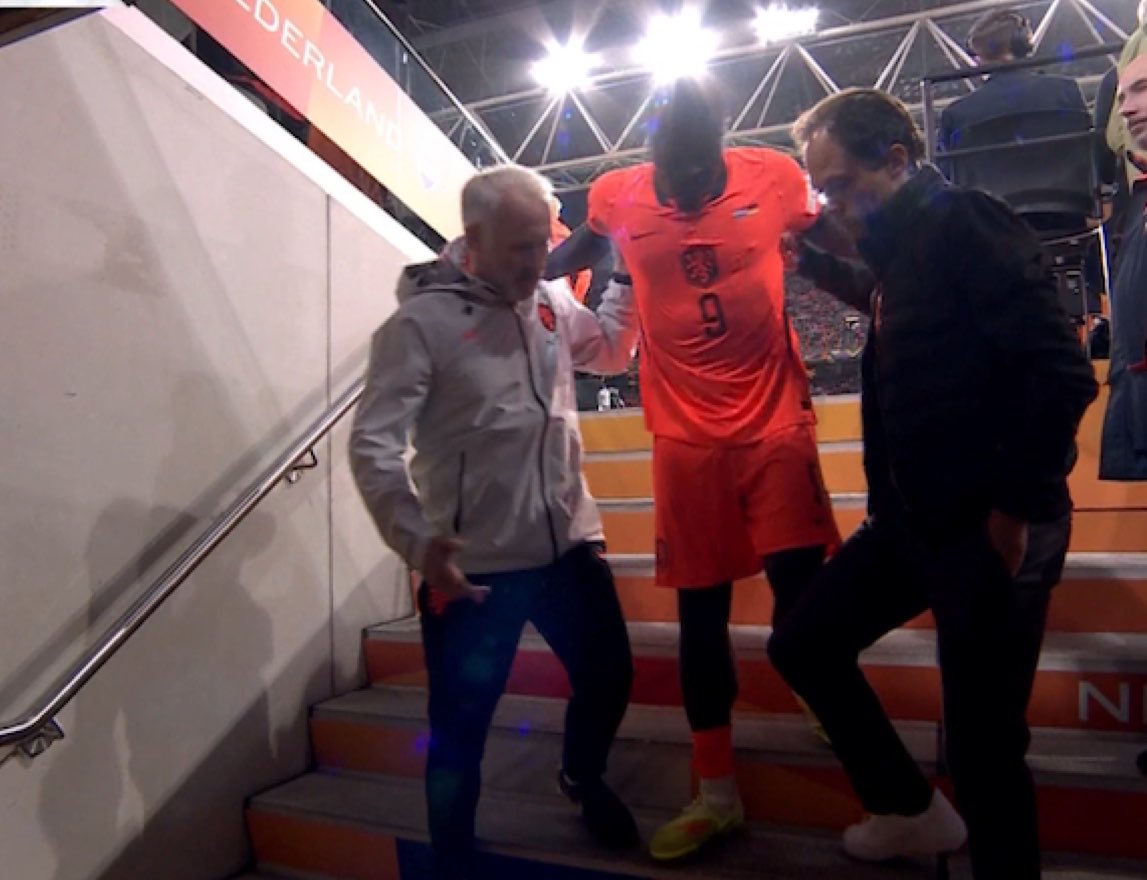 Somhiseremfcb's tweet photo. 🏥 Lesiones en el Holanda - Alemania 

🚑 Jamal Musiala
🚑 Kai Havertz
🚑 Brian Brobbey https://t.co/lZSDXY90NC