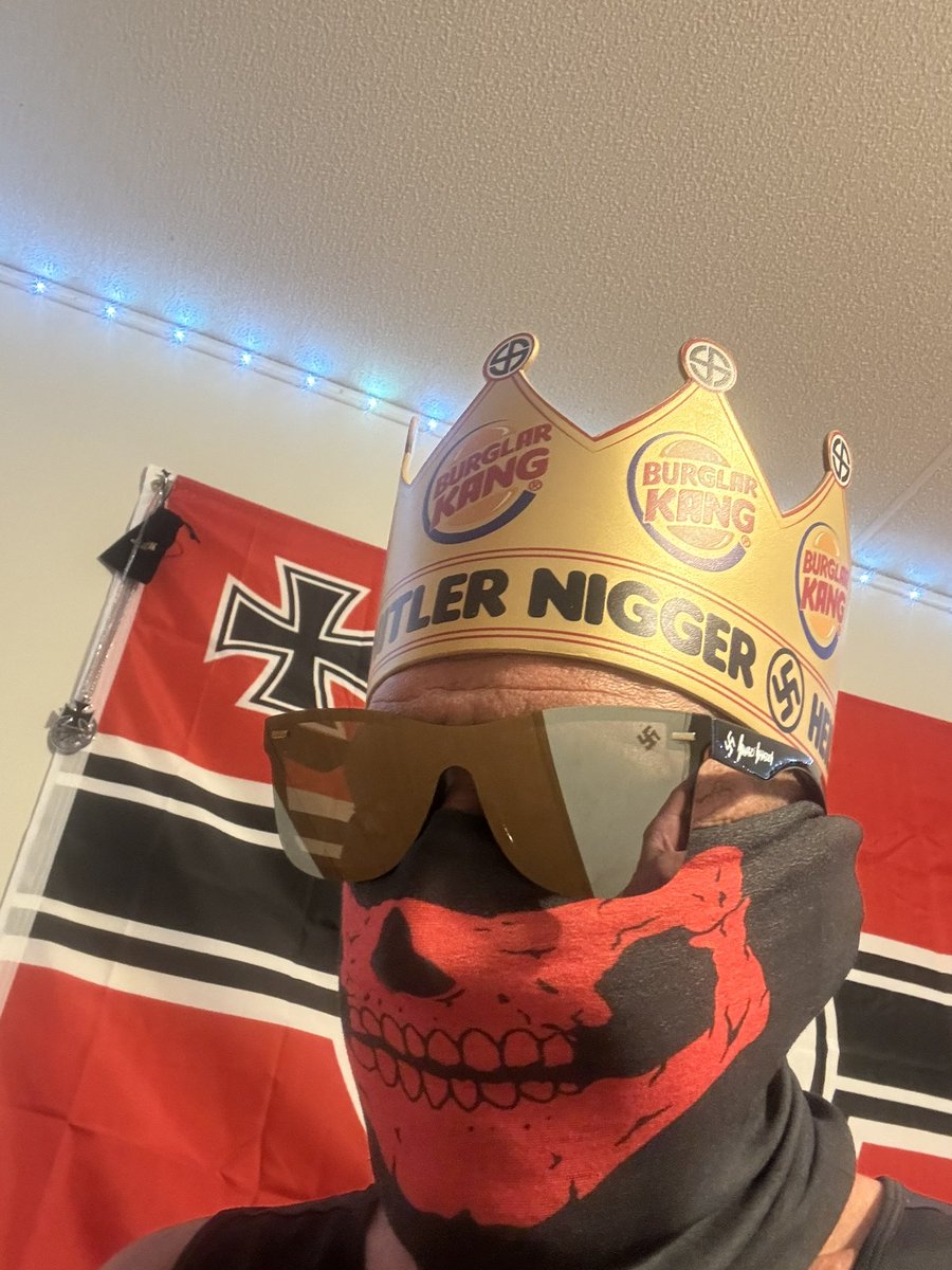 Jasone0nh's tweet photo. Got my BK Crown in. Thanks @jokerwaffenfren love it! o/⚡️⚡️ https://t.co/x61eHis1wX