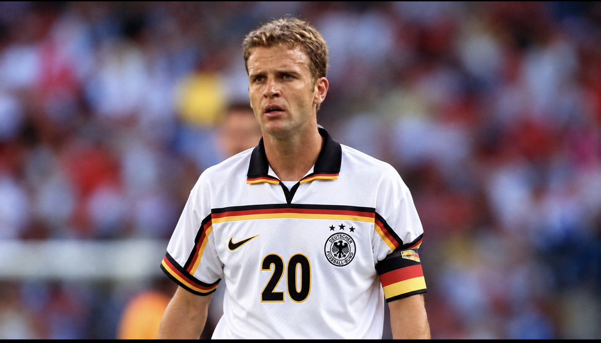TopClass_FB's tweet photo. What will the German national team's jerseys look like with the classic Nike style ? 

 It's not better than Adidas, but it's not bad . 🇩🇪 😅 https://t.co/mcoDAFGeTQ