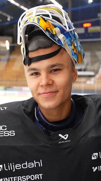 oggenike's tweet photo. Herman Liv. 

That’s it. 

That’s the tweet.

#HV71 https://t.co/CsI7bjhGwW