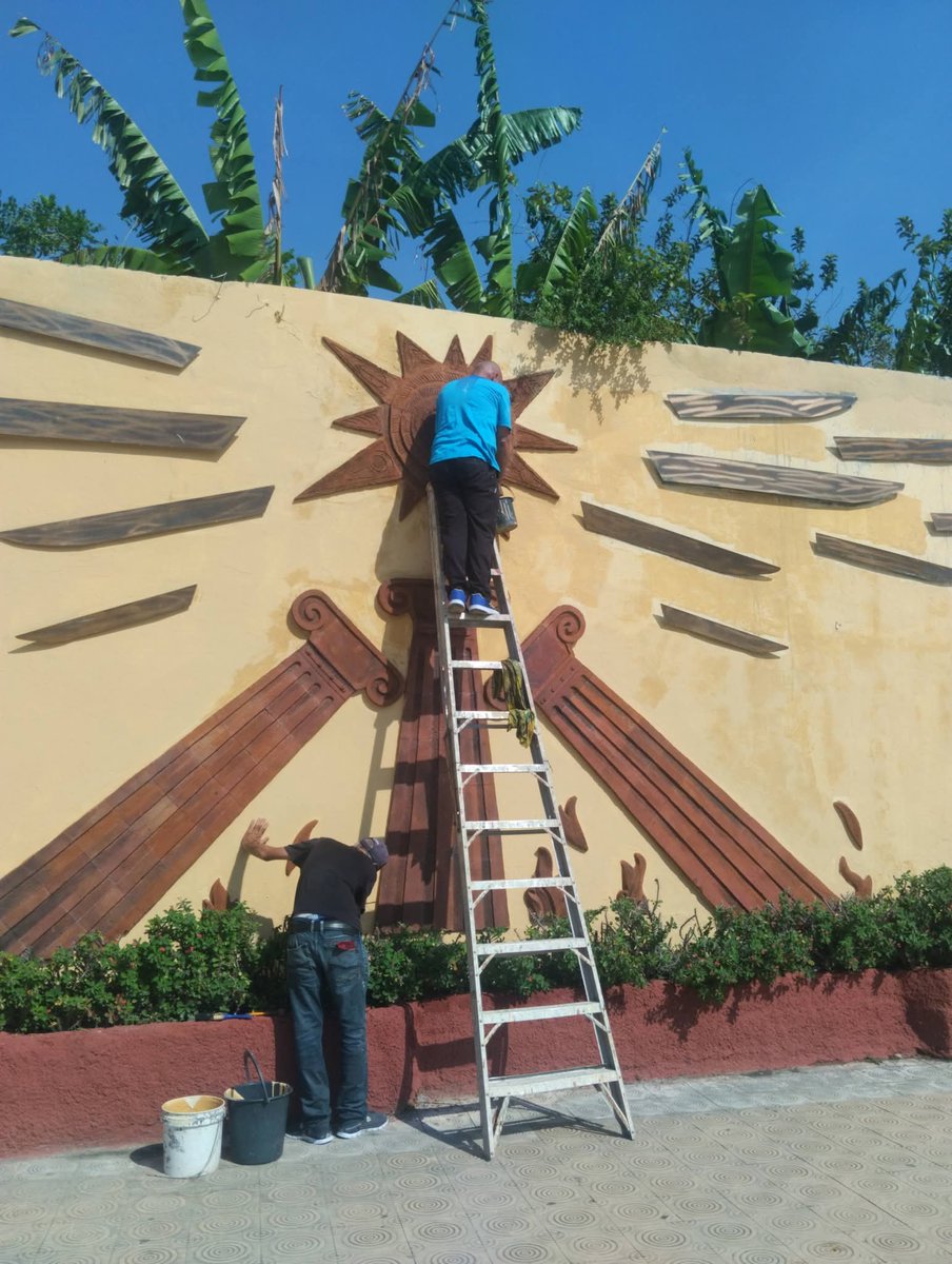 LorenzoOsbel's tweet photo. En #LasTunas se trabaja duro para que la ciudad cada día esté más bella y pueda celebrar así su 230 aniversario #PorLasTunasLaVictoria #SíSePuede https://t.co/tTdFlFIdwb