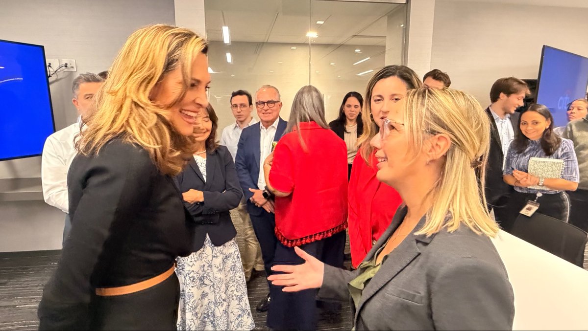 RepMariaSalazar's tweet photo. Great visit with the Citi team in Miami today!

We talked about banking, AI, innovation, and how we keep our economy growing.

Miami is becoming one of America’s most important centers for finance and investment, while remaining our gateway to Latin America.

As a member of the House Financial Services Committee, I always value hearing directly from the people doing the work and investing in our community.

Thank you to Woodward Middleton and the entire Citi team for the warm welcome!