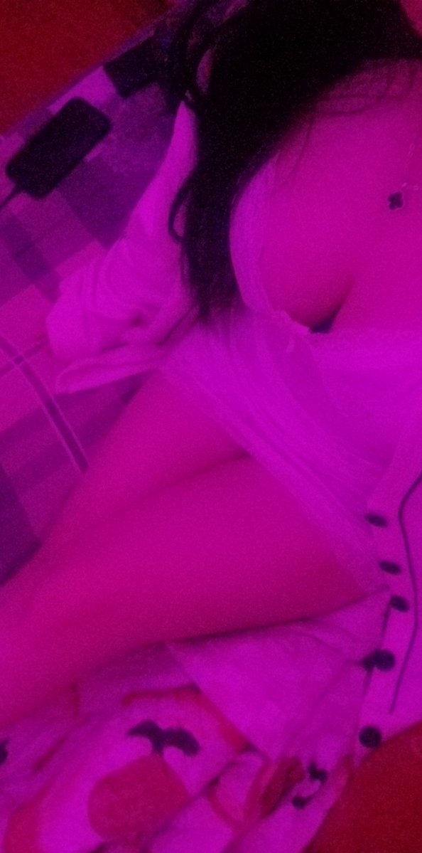 canhh1234's tweet photo. muon omm👅 https://t.co/EqCXwW8Yxt