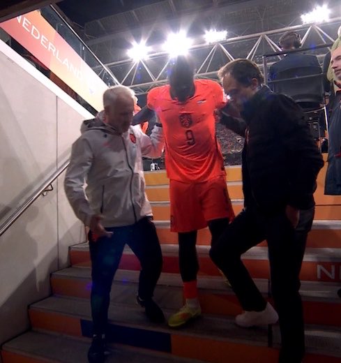 centregoals's tweet photo. 🚨🚨| Injury update from Netherlands vs Germany:

→ Jamal Musiala → Kai Havertz → Brian Brobbey https://t.co/aBWRzM8NUL