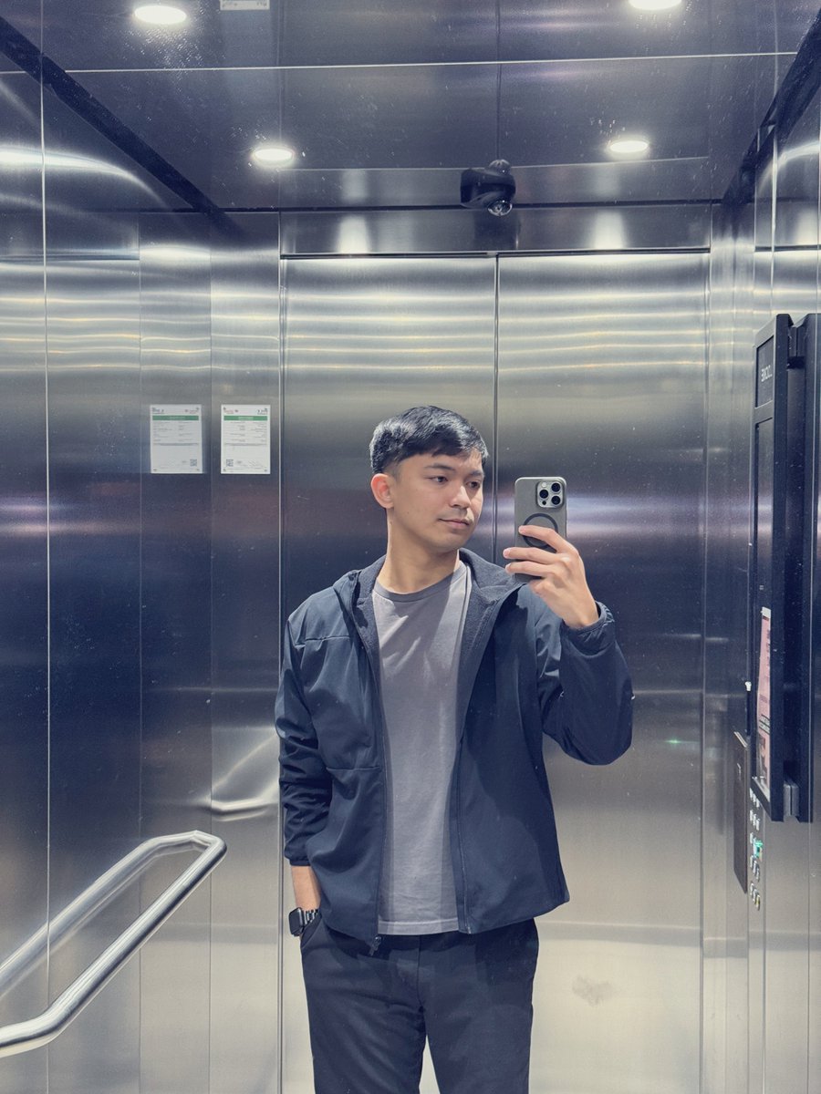 boyetski_'s tweet photo. went for night walk https://t.co/rkQR8eyXx7