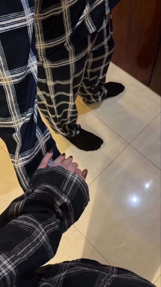 ericahgmx's tweet photo. مساء الخير ابي جاد بايز 👀 الليلة 
ااجواء الحب لكل اهل السعودية 🔥🔥♥️
وش توقعاتكم لحالة الطقس🔥في تبوك برد مين يجي 
الشتاء الماطر الطائف 🌨️ الخرج سهره أبها موسم الرياض سالب المدينة القصيم مكه المدينة مساج الطائف موجب جدة بريدة عنيزة الدمام ابها الرياض
مبادل جيزان
 #الهلال_اولاً https://t.co/weiaBF2QvF
