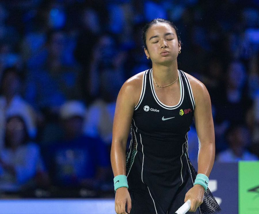 pau7623's tweet photo. Alex Eala shock exit in Singapore should sting and that sting can become fuel.
Seeded third and ranked No. 18, the Filipina star fell in three hours to world No. 180 Tatiana Prozorova, 6-4, 5-7, 3-6.
After a first round bye and 18 days away from match play rust showed seven double faults a shaky serve and a late collapse after she had the second set in her grasp it was her first loss to a player outside the top 100 in nearly a year.

This is a wake up call for Eala and her team.
Talent and past breakthroughs Miami, Wimbledon, a WTA title do not protect anyone from hungry opponents who play without fear.
Rankings mean nothing if rhythm first serve percentage and closing ability go missing.
🔸The lesson is simple: sharpen the tennis first. Analyze every error with the staff, fix the serve that became a liability, and treat every practice like a final. National pride and Asian Games gold matter, but they rest on daily, uncompromising work on court.
🔸Eala already said the right words: accept it study A-B-C, then get back to work.
Do that and this painful night in Singapore becomes the turning point that pushes her toward the top 10 not a warning she ignored. Focus. Fight. Improve.
The next match is waiting.

Nothing changes how much we support you Alex. We're in your corner always. 💕🫶