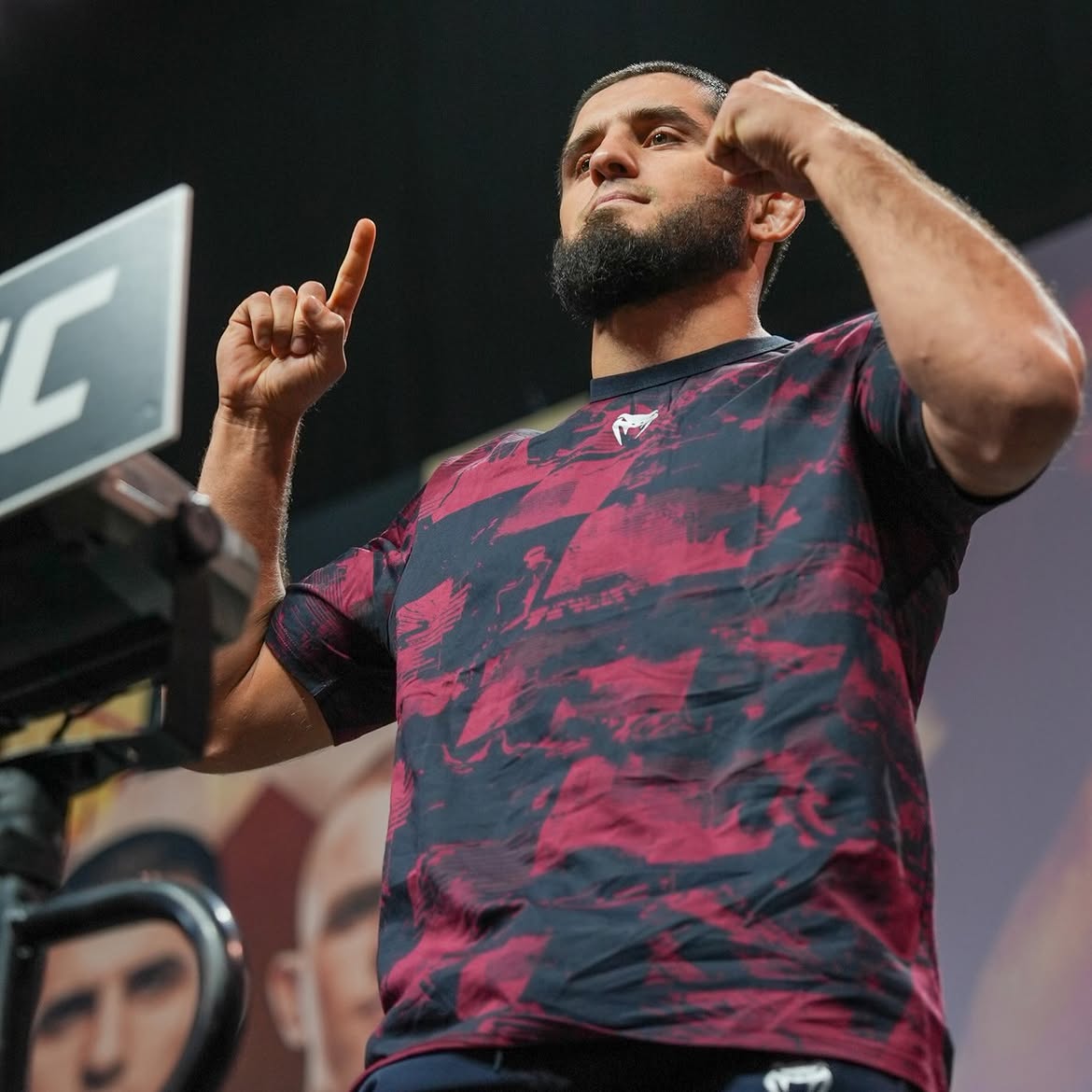 davigarcxa's tweet photo. 🚨 LADO DE MAKHACHEV CONFIRMA A LUTA, MAS NEGA QUE TENHA DATA PREVISTA 🚨

Pelo lado de Islam Makhachev, a luta contra Carlos Prates já é considerada como "certeza". No entanto, negam que há uma data prevista para o confronto. https://t.co/LRq4EoZh8r