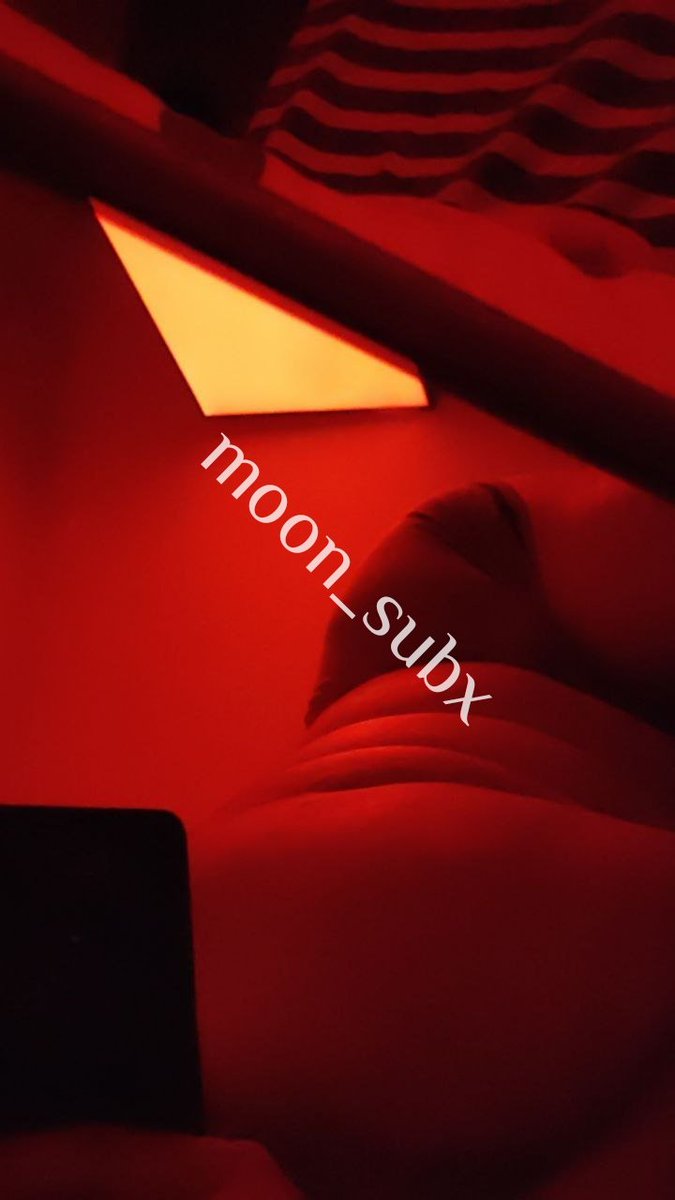 moon_subx's tweet photo. Buenas tardes gente linda, como los va tratando esta semana? A mi me está matando el calor 🥵🥴🫦
@Swingers_Med @FantasyLifeSw @SwingerMdllin @milu_swinger @catsex_21 @catwoman_8903 https://t.co/Hm5ZFwZhDr