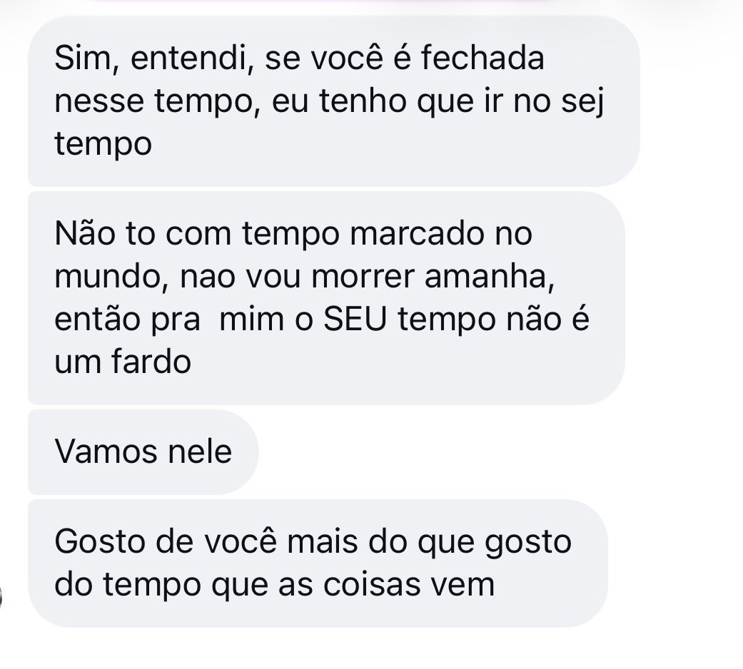 ehmestrona's tweet photo. e ontem q um homem (do qual eu simplesmente sumi da vida por ser traumatizada&amp;maluca da cabeça) respondeu um story meu implicando cmg dizendo que minha parecia mão de ~goleiro do operário de Campo Grande~ e em seguida ele me quebrou no meio com palavras q eu não esperava ……… https://t.co/OfZw3TQXZj