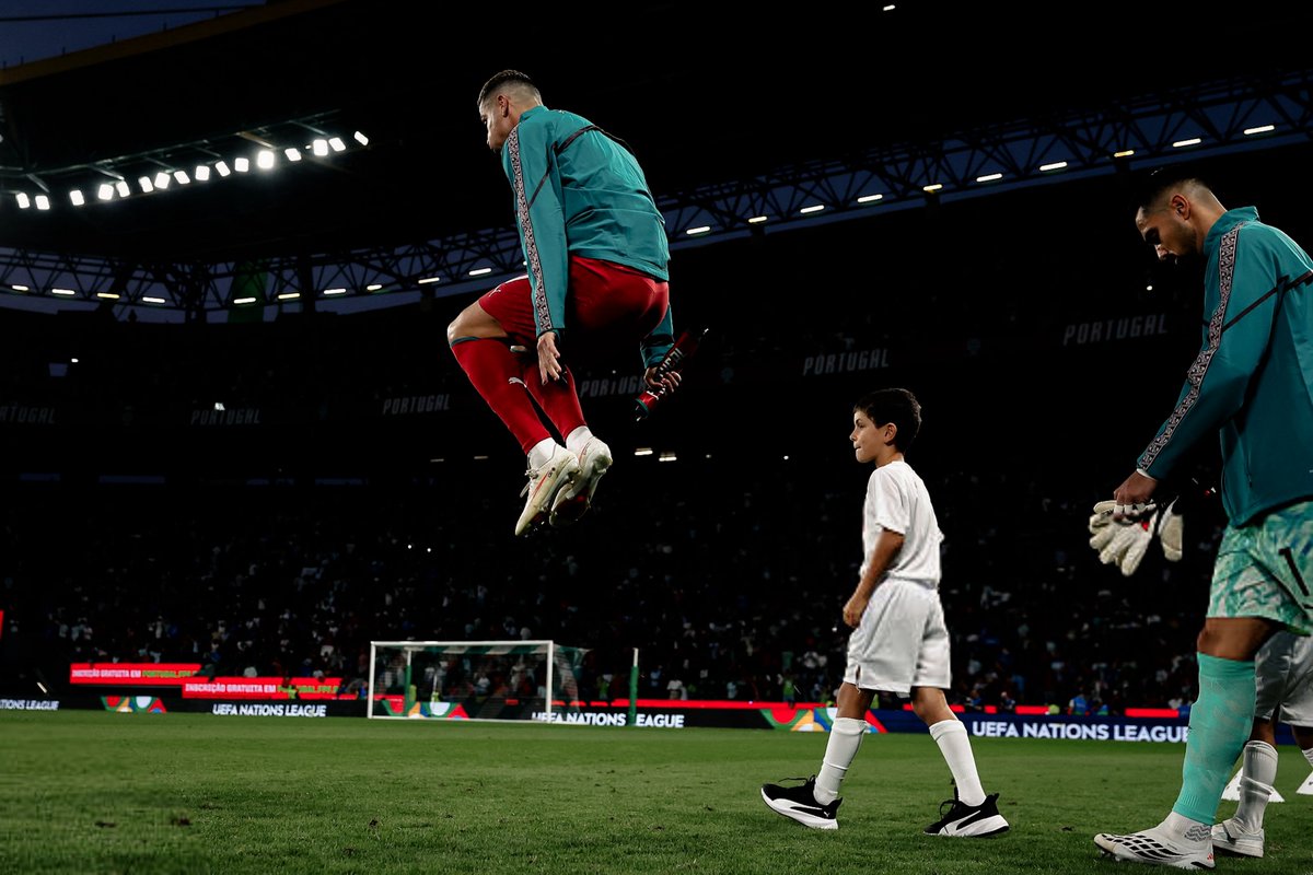 _gjr7's tweet photo. El rey ♥️. #PORWAL https://t.co/OsaXbiWj8T
