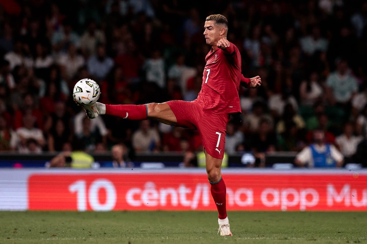 _gjr7's tweet photo. El rey ♥️. #PORWAL https://t.co/OsaXbiWj8T