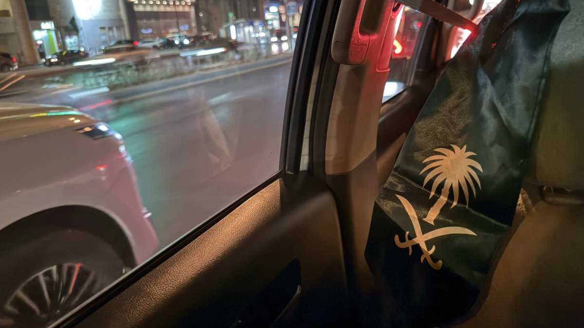 llrrr7x's tweet photo. ألتقطاتي من احتفالات اليوم الوطني 💚
- ٢٣ ديسمبر https://t.co/1DdrLXepB0