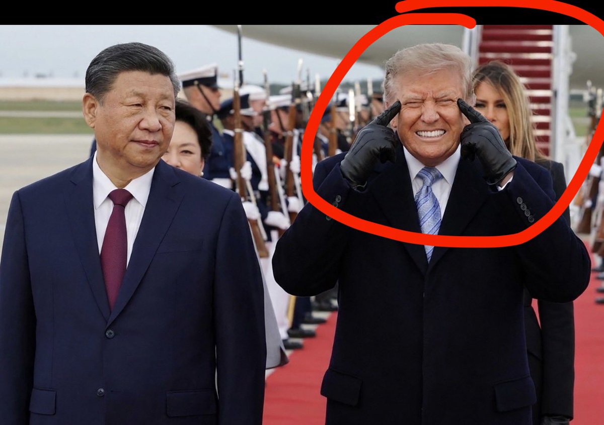 MarijkeANON's tweet photo. BOOMS EN_ROUTE TOMORROW.
THIS IS NOT A DRILL. 
Q

Those fingers pointing and the head looks like someone is getting shot.  It’s was also something big is coming coming comms…. 

Let’s see what happens. 
Today’s silent drill looks like funeral comms to me.

Purple tie and ladies is BLACK. 
PURPLE = 88