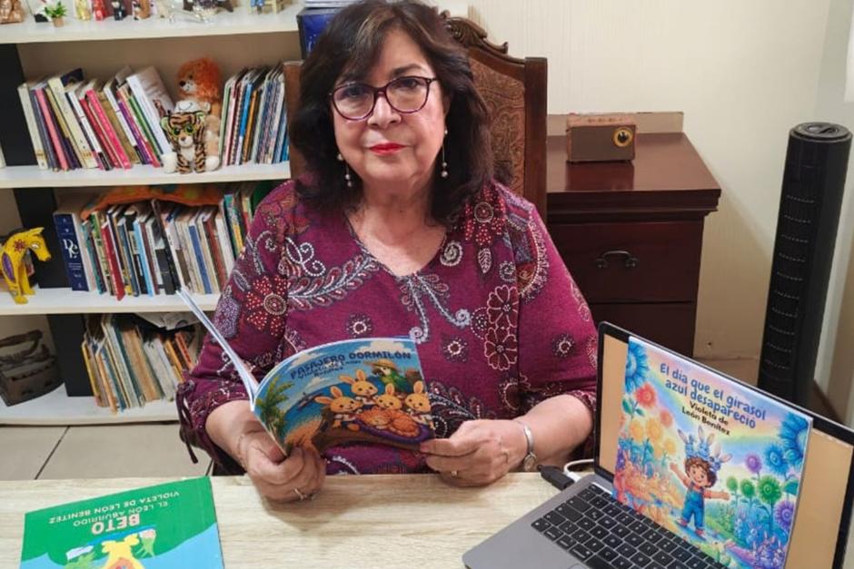 Una vida entre libros: conoce a la escritora Violeta de León Benítez
