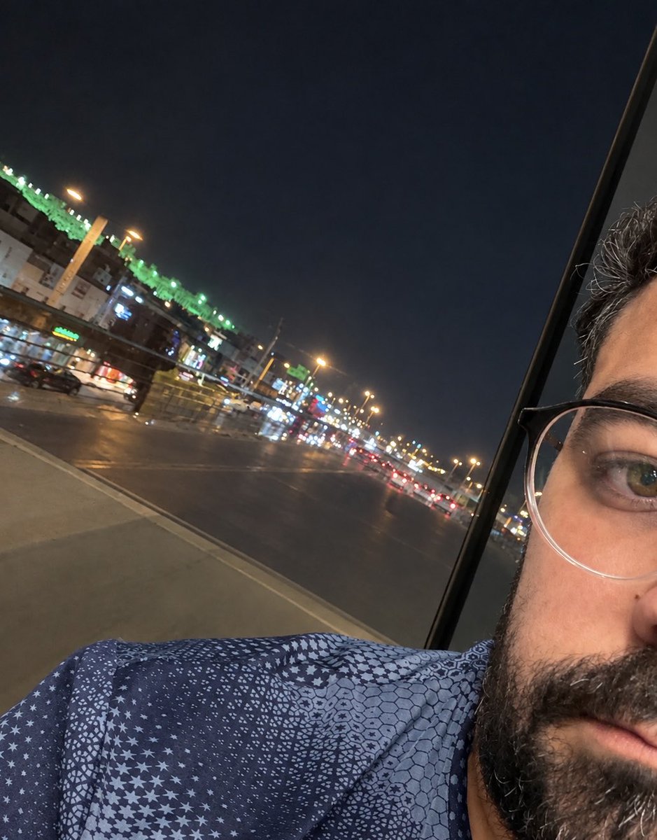 MahmoudSal8c's tweet photo. "شكراً على أول ماتش كورة نلعبه من يوم ما وصلت السعودية، وفرصة جميلة إني أشوف الرياض بالليل! ⚽🌃" https://t.co/eMGPchNd6X