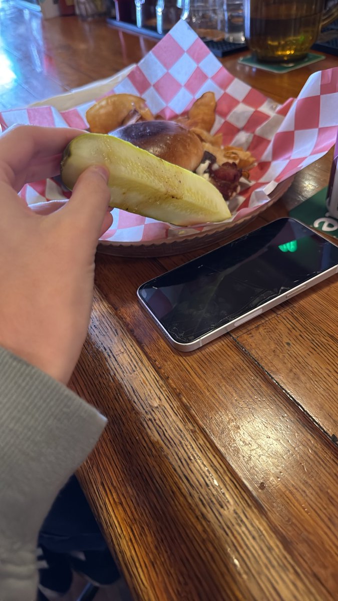 Gretchenhatesbl's tweet photo. Spare pickle??? Thank you https://t.co/rMbpYjbsOb