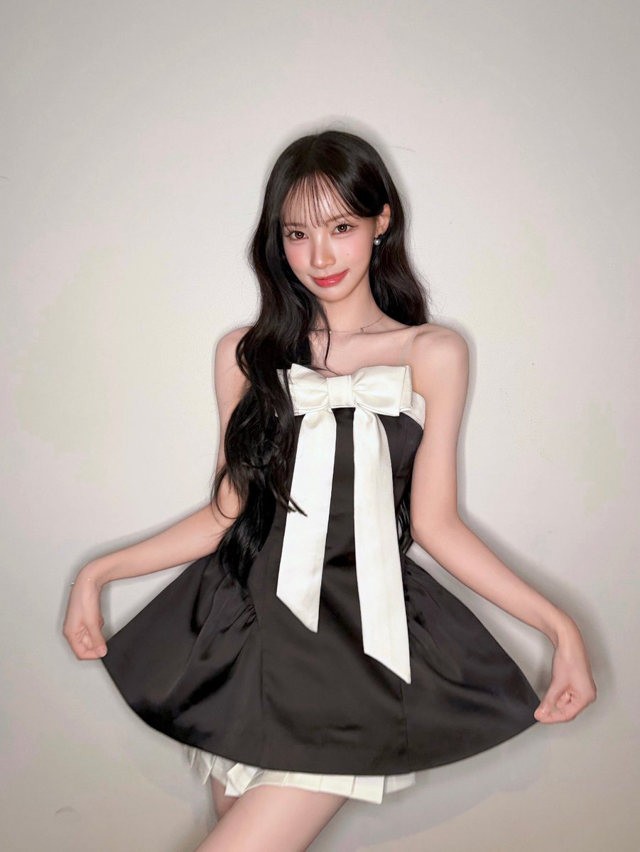 helloiamwonini's tweet photo. ✨⭐️🌟💫

#WONI #RESCENE #원이 #리센느 #정원이 https://t.co/JU6TzltDWT