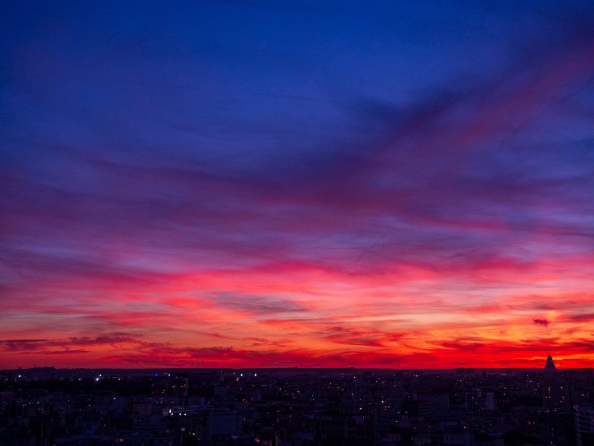10sio_'s tweet photo. Le ciel de ce soir était magnifique https://t.co/NeZIiqzOTB
