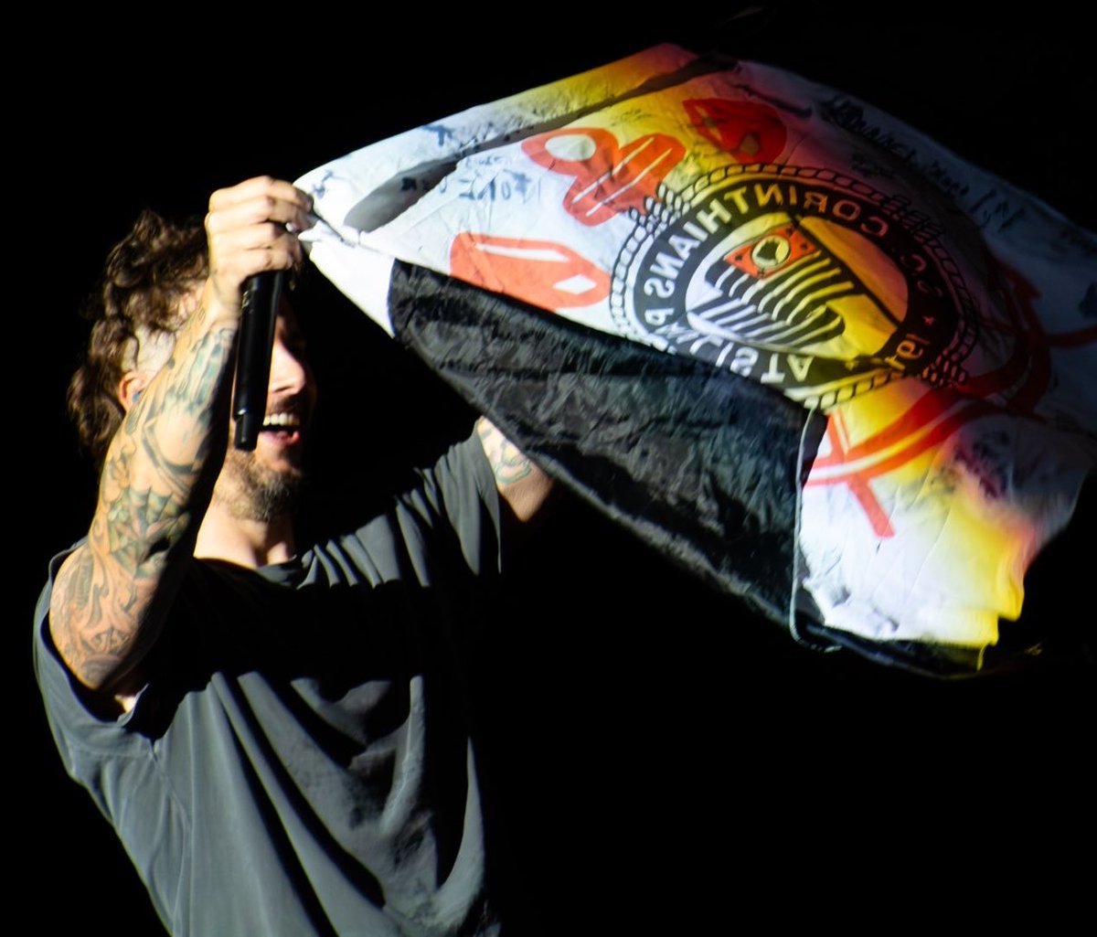 acervogates's tweet photo. 💔 CONFIRMARAM: após reels postado pela conta oficial do Corinthians, avenged sevenfold comenta na publicação e se assume como banda corintiana! (Infelizmente) https://t.co/Vr3QG0TFBW