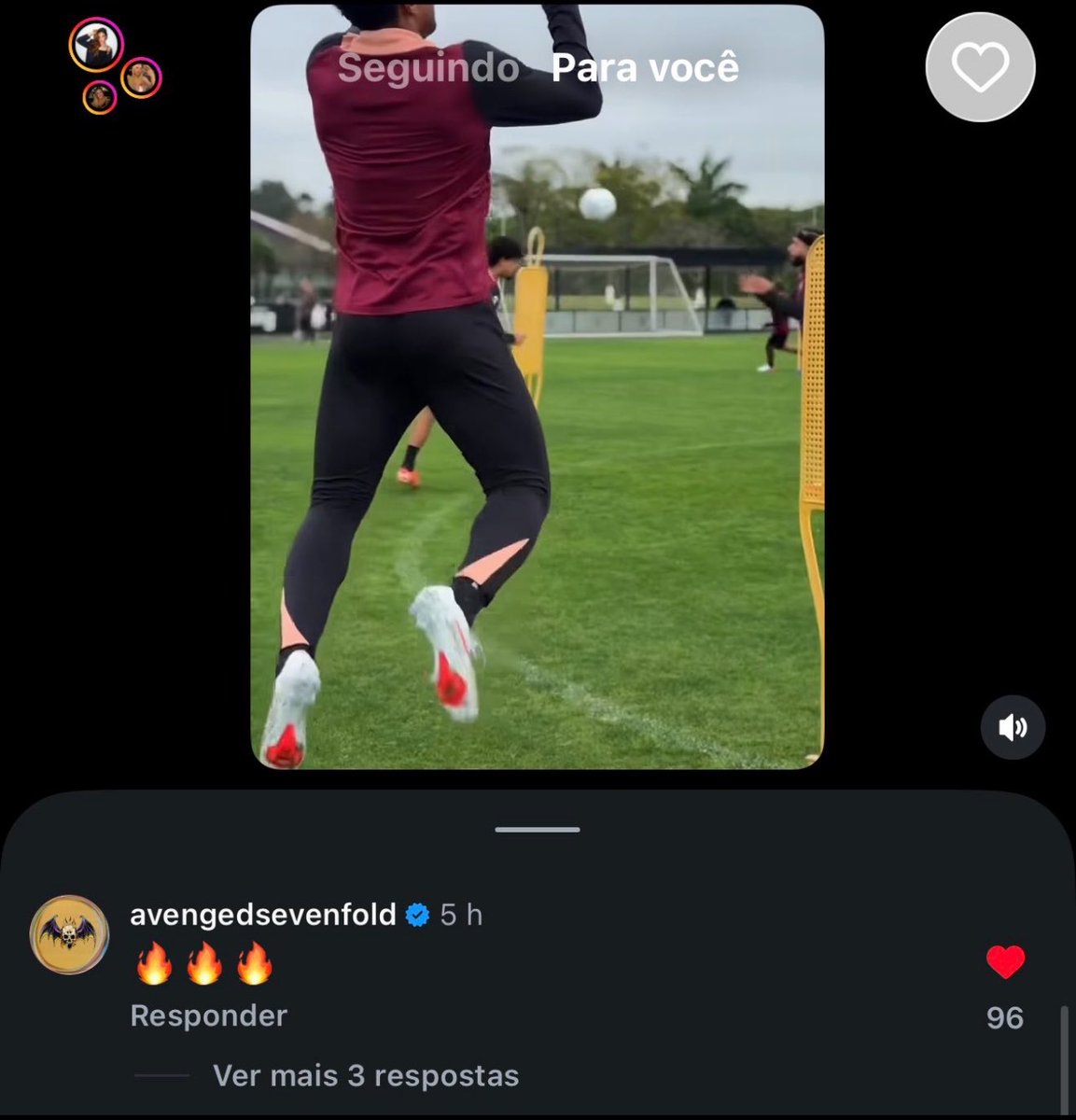 acervogates's tweet photo. 💔 CONFIRMARAM: após reels postado pela conta oficial do Corinthians, avenged sevenfold comenta na publicação e se assume como banda corintiana! (Infelizmente) https://t.co/Vr3QG0TFBW