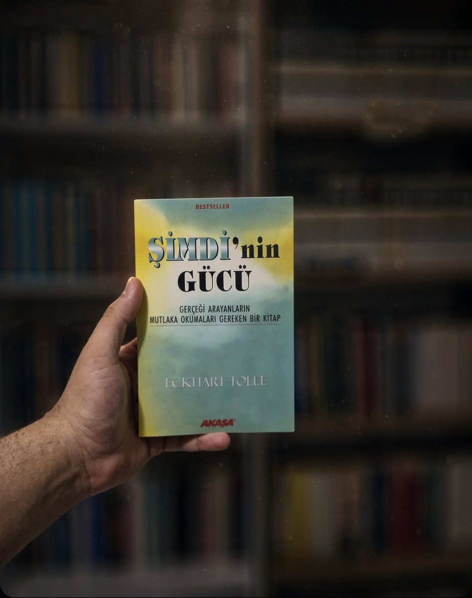 isoklc1071's tweet photo. İnsanların tüm yaşamlarını yaşamaya başlamayı bekleyerek geçirmeleri az görülen bir şey değildir.

Şimdi'nin Gücü, Eckhart Tolle https://t.co/GXYZr5jrfj