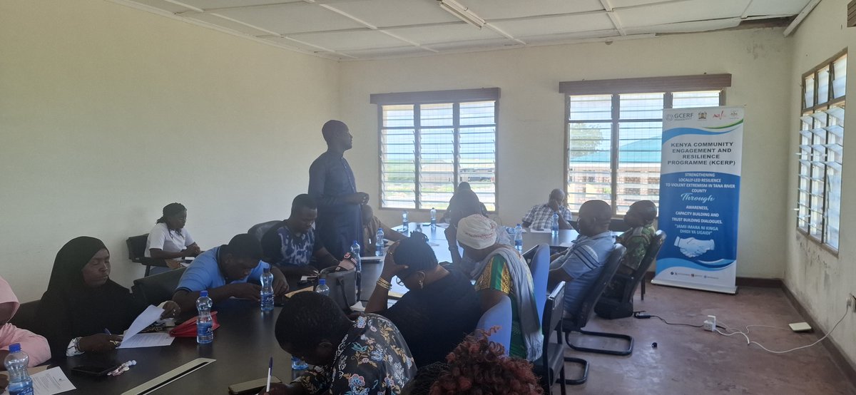 KECOSCE's tweet photo. @KECOSCE today with support of  @theGCERF through @tendasasa, facilitated a dialogue between sub_county law enforcement team and community stakeholders in Tana Delta in Tana River County, bringing on board the Religious leaders, local community structures, youth, Council of elders, minority groups and WPS leadership (Jasiri village), the dialogue provide a safe space for #Jasirimembers to provide feedback, share lessons, challenges, contextual and security emerging trends. The stakeholders reported that there is an improved collaboration between security and community, 3 joint Baraza led by the DCC has been conducted in the 2 months to address community barazas, the DCC lauded the WPS grassroots awareness campaigns noting that for the time more women have applied for assistant chief position in Idsowe sub_location, cementing their quest for taking up leadership position. The joint  action plan was developed to guide the coordinated efforts to respond to contextual security issues raised. @Phyllis_Muema @NCTC_Kenya @Tanariver004