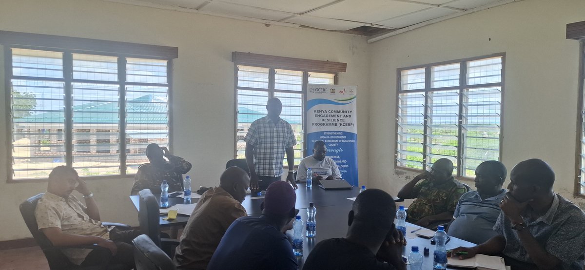 KECOSCE's tweet photo. @KECOSCE today with support of  @theGCERF through @tendasasa, facilitated a dialogue between sub_county law enforcement team and community stakeholders in Tana Delta in Tana River County, bringing on board the Religious leaders, local community structures, youth, Council of elders, minority groups and WPS leadership (Jasiri village), the dialogue provide a safe space for #Jasirimembers to provide feedback, share lessons, challenges, contextual and security emerging trends. The stakeholders reported that there is an improved collaboration between security and community, 3 joint Baraza led by the DCC has been conducted in the 2 months to address community barazas, the DCC lauded the WPS grassroots awareness campaigns noting that for the time more women have applied for assistant chief position in Idsowe sub_location, cementing their quest for taking up leadership position. The joint  action plan was developed to guide the coordinated efforts to respond to contextual security issues raised. @Phyllis_Muema @NCTC_Kenya @Tanariver004
