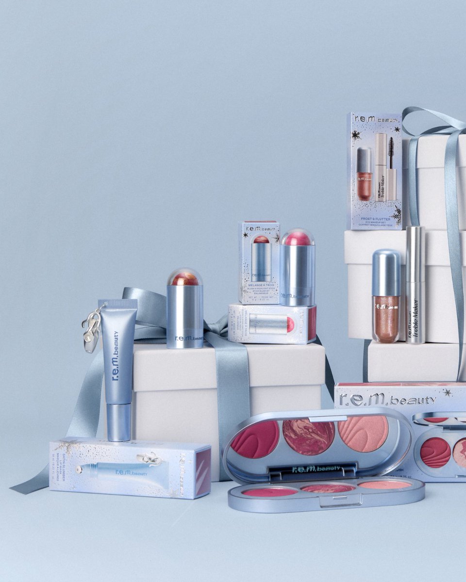 rembeauty's tweet photo. the en pointe holiday collection ♡

best-selling products designed to deliver your everyday encore in tones that pirouette across the face and gracefully reflect light.

coming to https://t.co/DzWCO4JLw4 9.30

https://t.co/idXypTD10y https://t.co/tCyVftHUcV