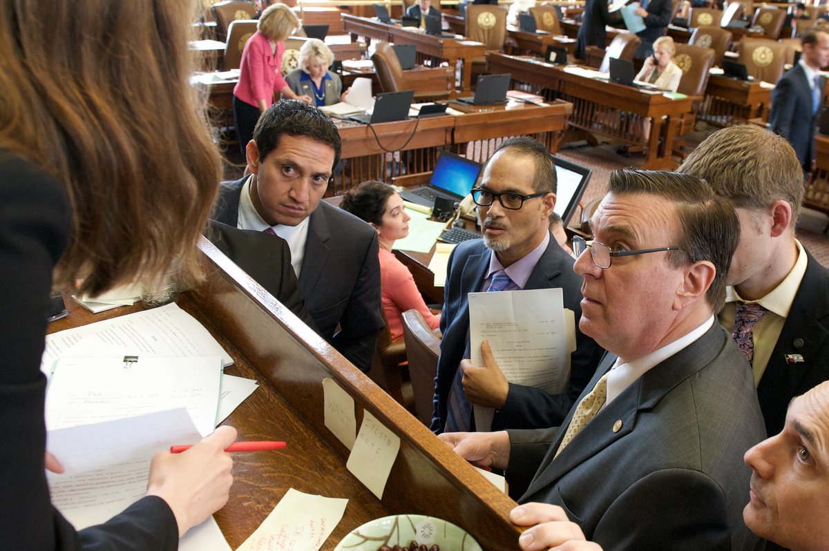 TMFtx's tweet photo. Rep. Garnet Coleman taught me so much. His tough love, discipline, and drive made the entire House better. I learned a lot about life and #txlege from sitting behind him on the floor for almost a decade. Rest easy my friend. https://t.co/wEKF9vPNuj