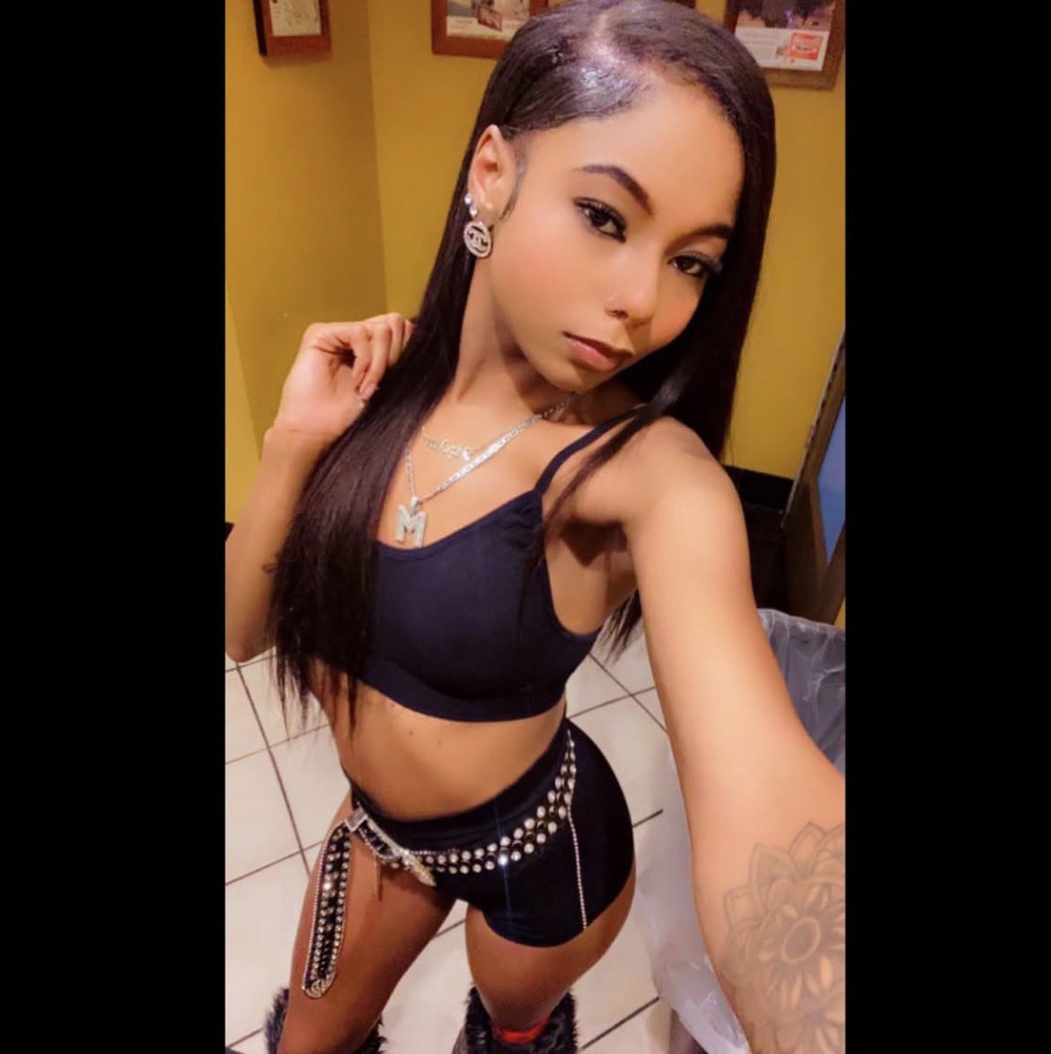1malaysiaa's tweet photo. #tpg ❤️💲 https://t.co/fZNw9htIcn