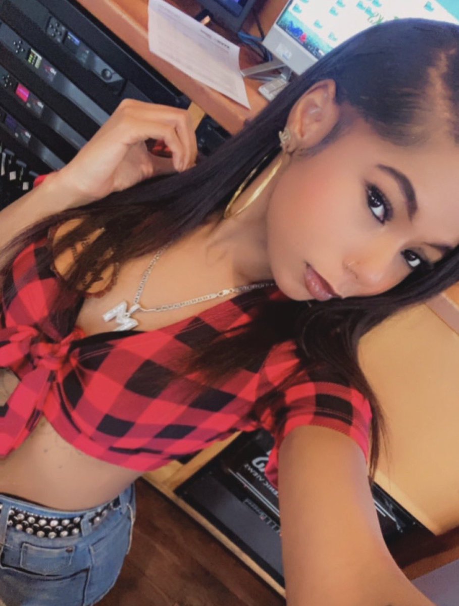 1malaysiaa's tweet photo. #tpg ❤️💲 https://t.co/fZNw9htIcn