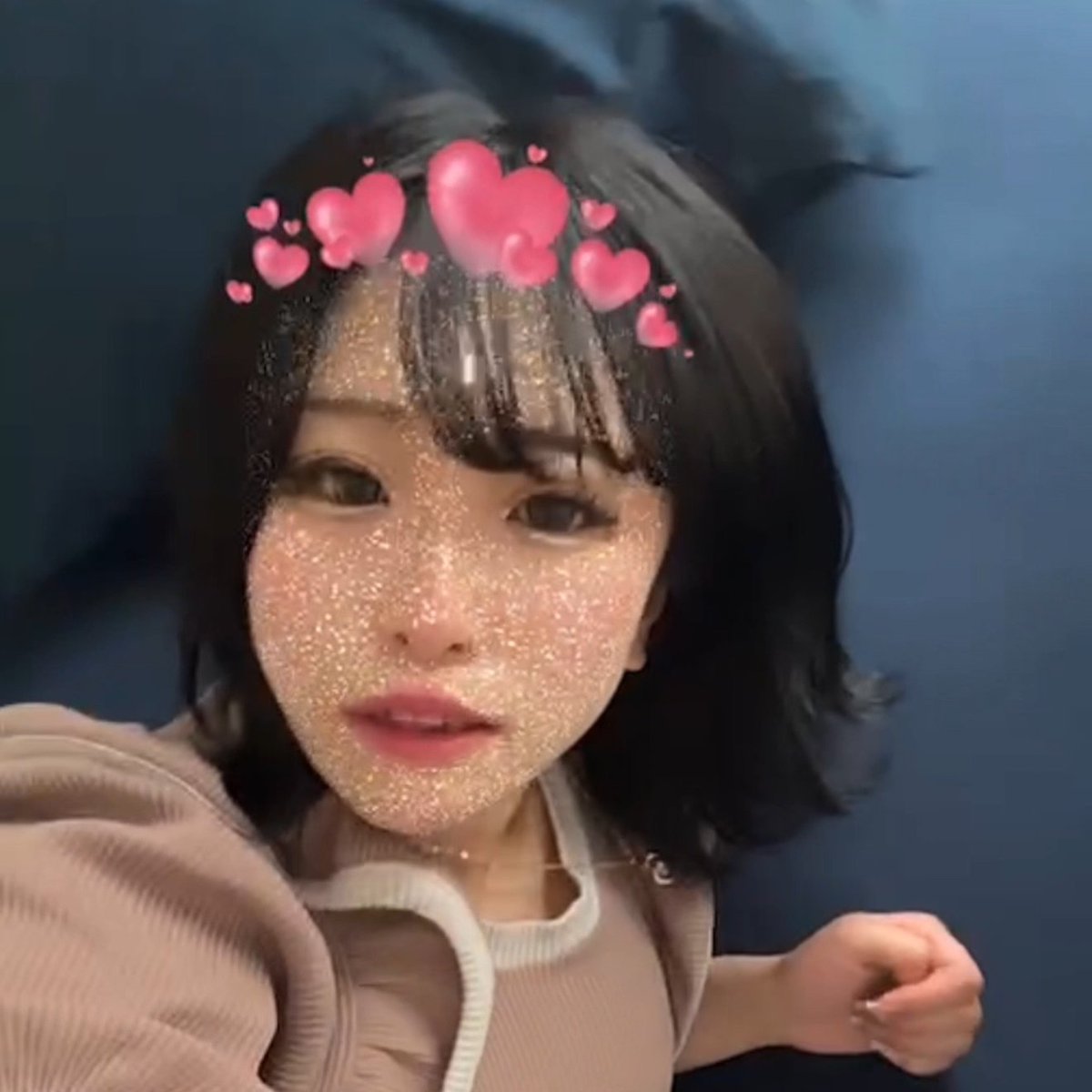 ZBuyukbesnili's tweet photo. 【暴露】    
名前：るか    

備考
 ・実の兄とトイレ八〆  
・インスタライブで配信wwwwwwww

https://t.co/6ZunUIDjql https://t.co/7CsbL31eEi