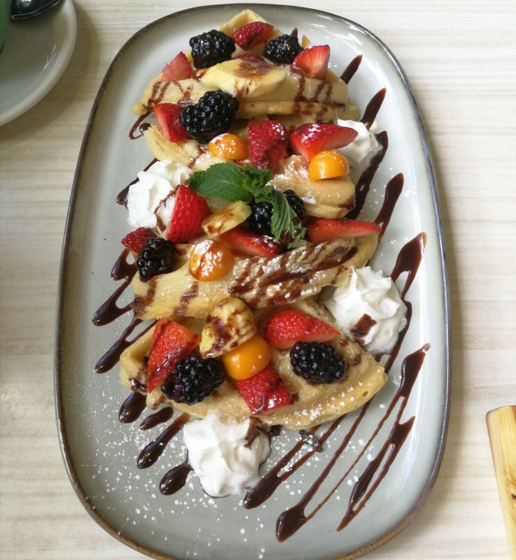 LesBertran3uvb's tweet photo. Craving a quick flavor boost Our vibrant Mexican churro waffle with cinnamon-sugar u0026 dulce de leche is pure sweet escape—crunchy, gooey, and perfect for any cozy snack time https://t.co/0O2hb1cQiV