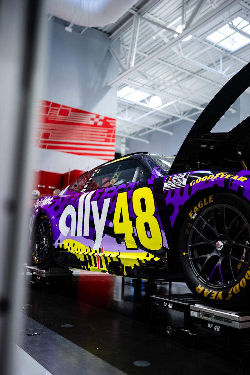 TeamHendrick's tweet photo. Next stop: Kansas. https://t.co/YEYsXx1j4y