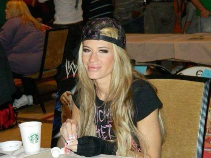 layladestiny_'s tweet photo. ashley massaro fs, i'll always advocate for  her 💞 https://t.co/8k6VAMYAU9